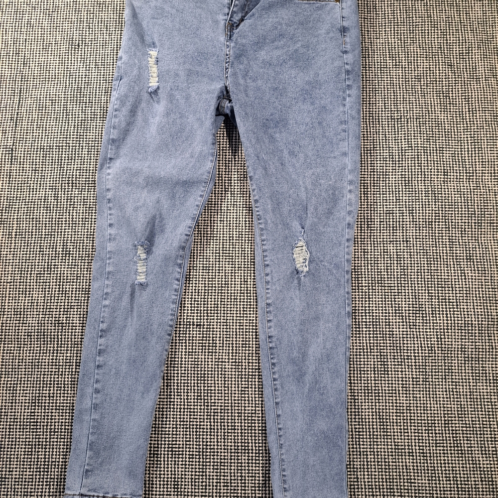 Classic Blue Distressed Women Jeans